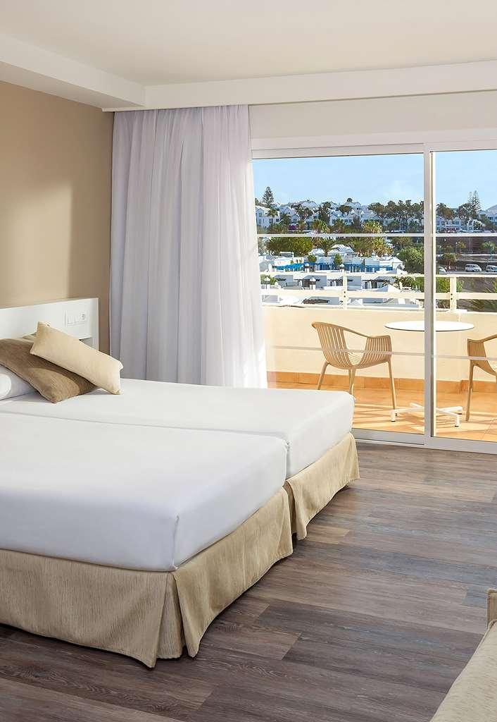 Sol Lanzarote Hotel Puerto del Carmen  Cameră foto